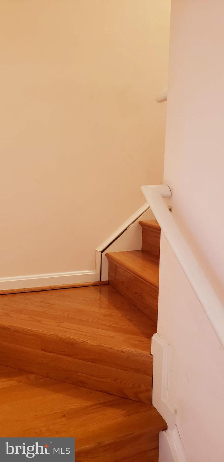 108 Goucher Terrace Gaithersburg, MD 20877 - Photo 3 of 17