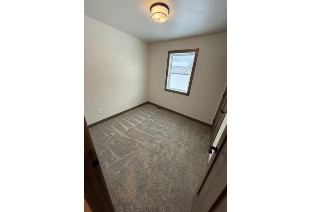 709 Robin Street New London, WI 54961 - Photo 17 of 33