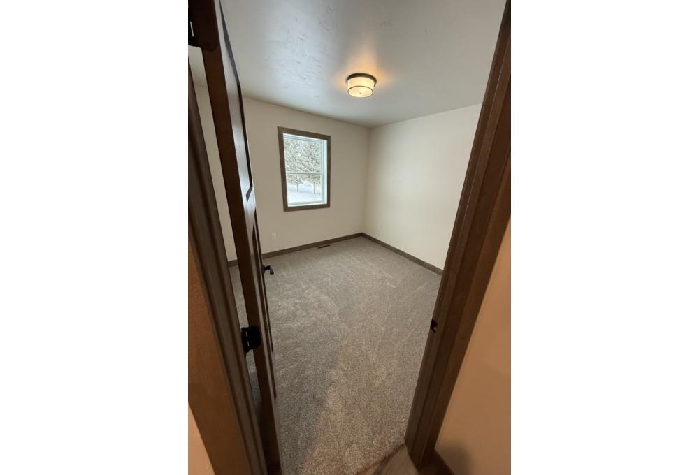 709 Robin Street New London, WI 54961 - Photo 19 of 33