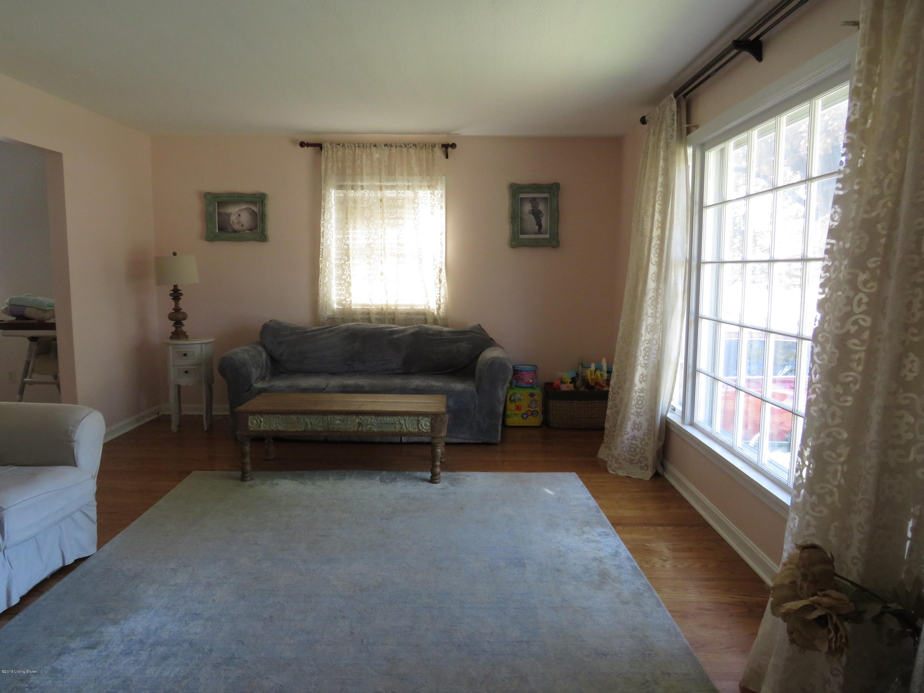 1808 Janlyn Road Louisville, KY 40299 - Photo 2 of 21 IMG_3404