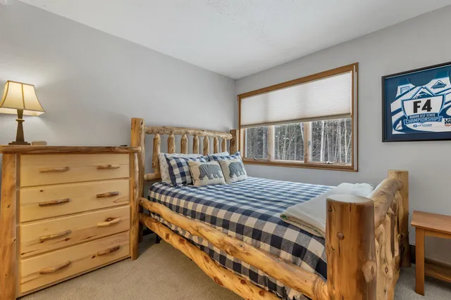 $469,900 | 4 Bear Village Road, Bartlett, NH 03812