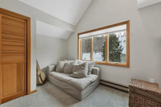 $469,900 | 4 Bear Village Road, Bartlett, NH 03812