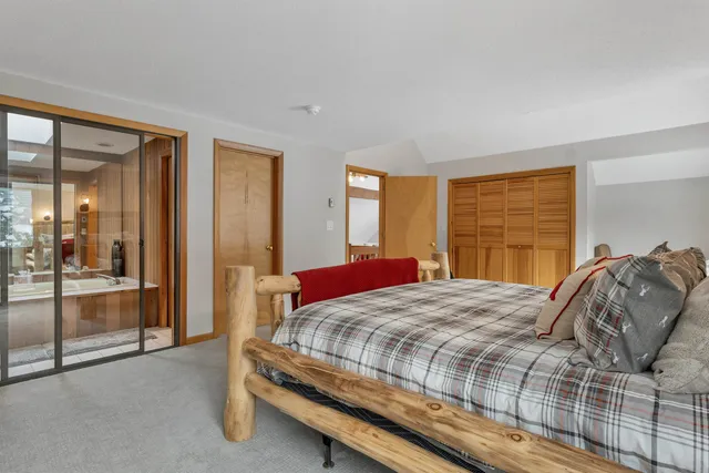 $469,900 | 4 Bear Village Road, Bartlett, NH 03812