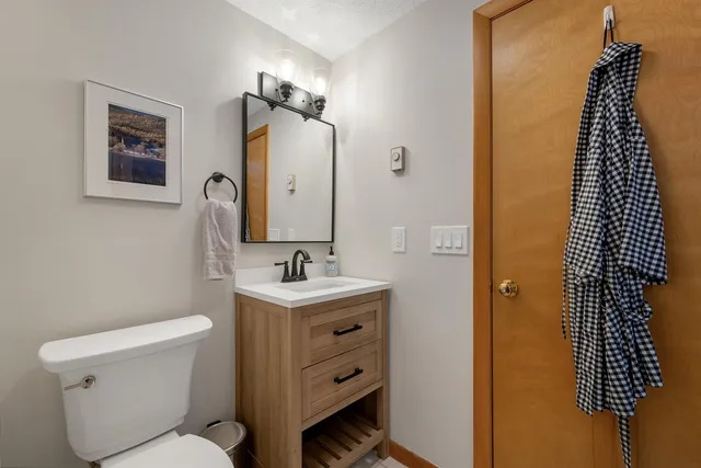 $469,900 | 4 Bear Village Road, Bartlett, NH 03812