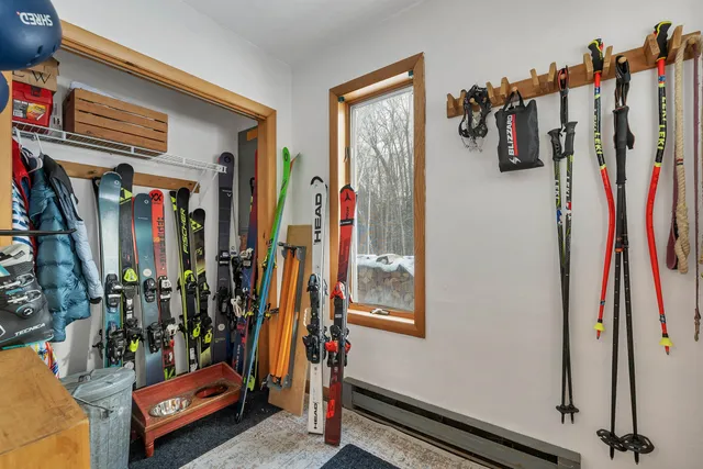 $469,900 | 4 Bear Village Road, Bartlett, NH 03812