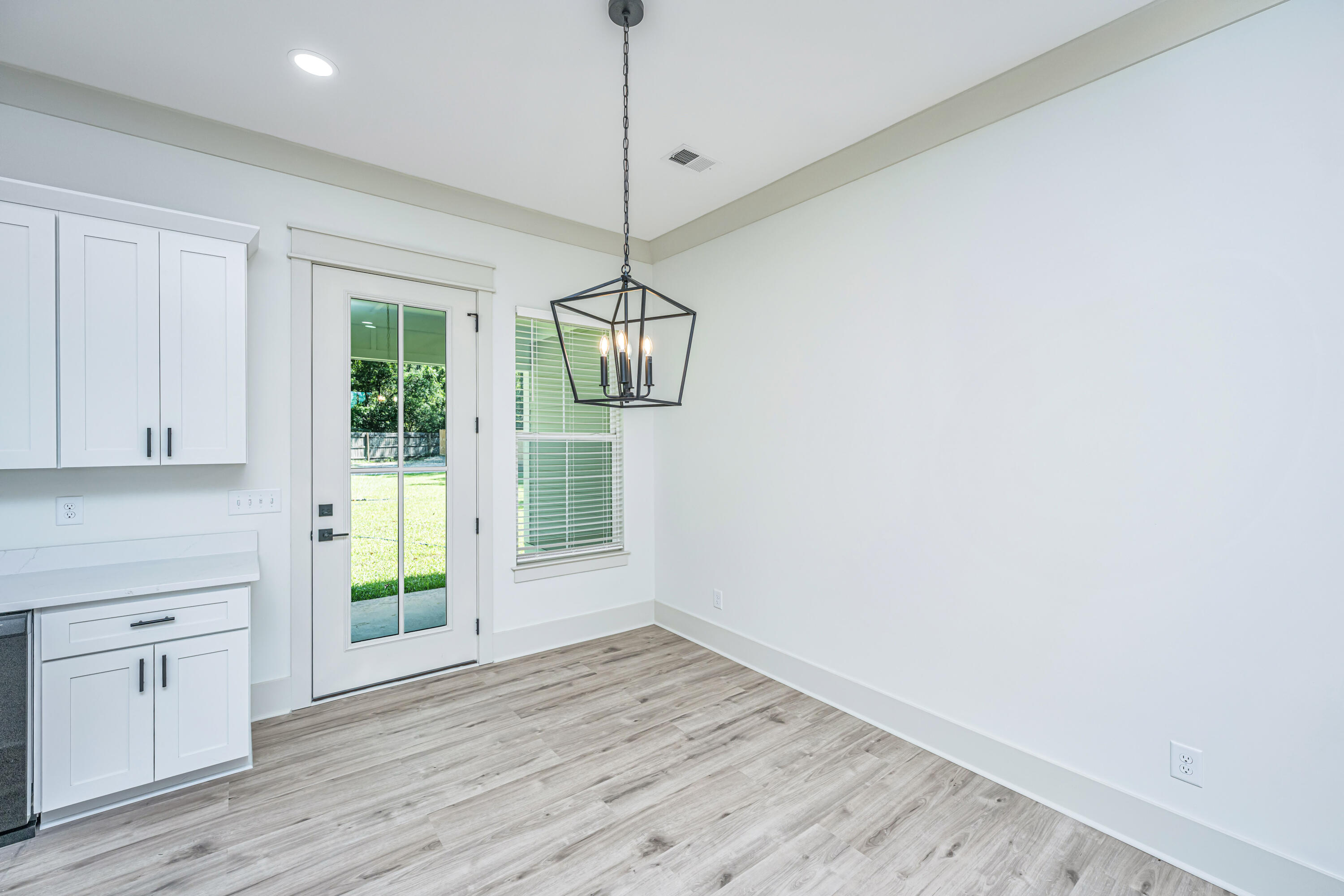 933 Valley Street Hanahan, SC 29410 - Photo 10 of 34 933ValleySt021