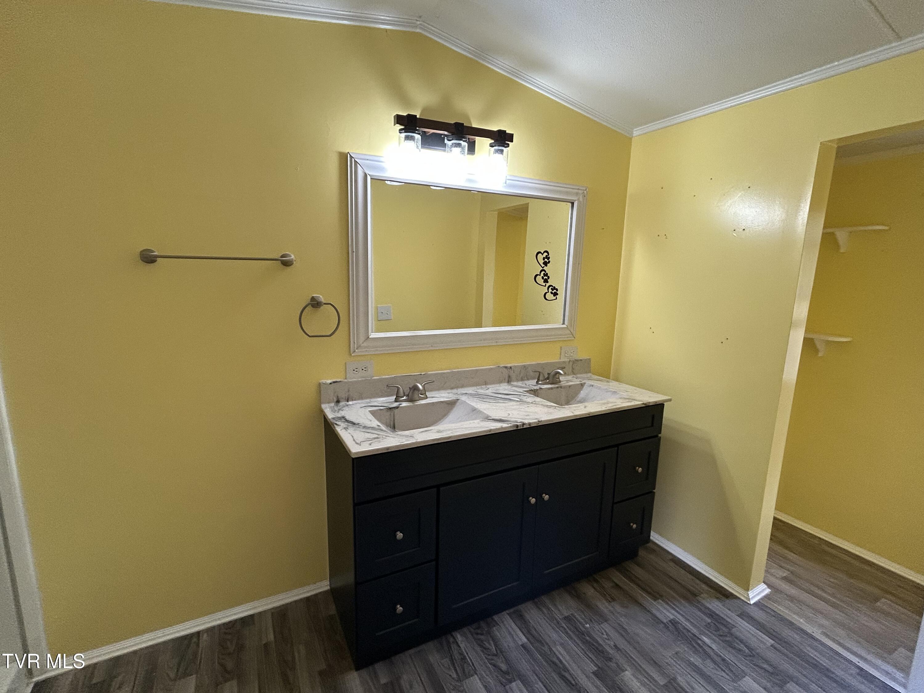 71 Whispering Road Greeneville, TN 37743 - Photo 10 of 21 IMG_5583