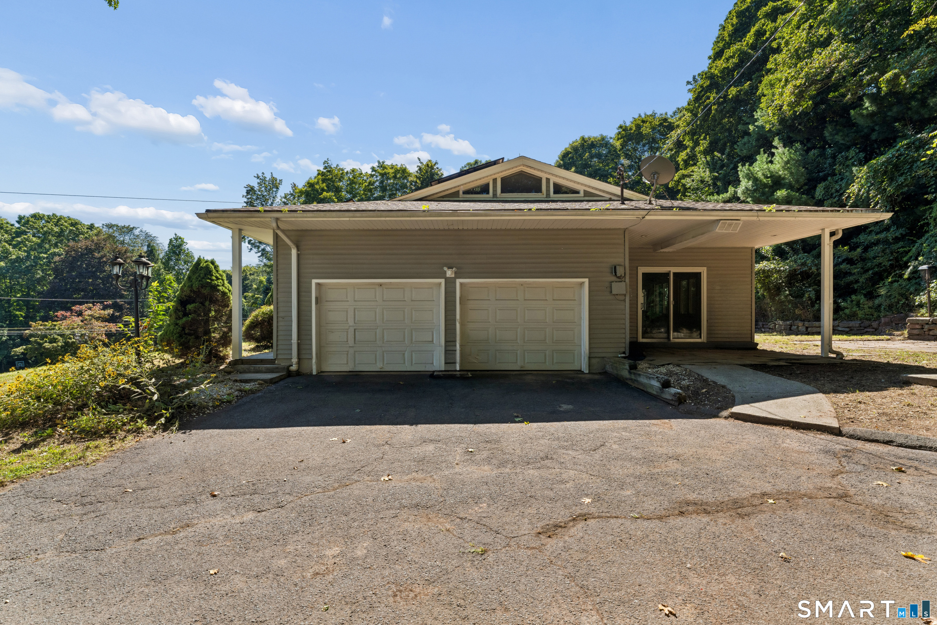 265 Brownstone Ridge Meriden, CT 06451 - Photo 4 of 39 Gallery Image 4