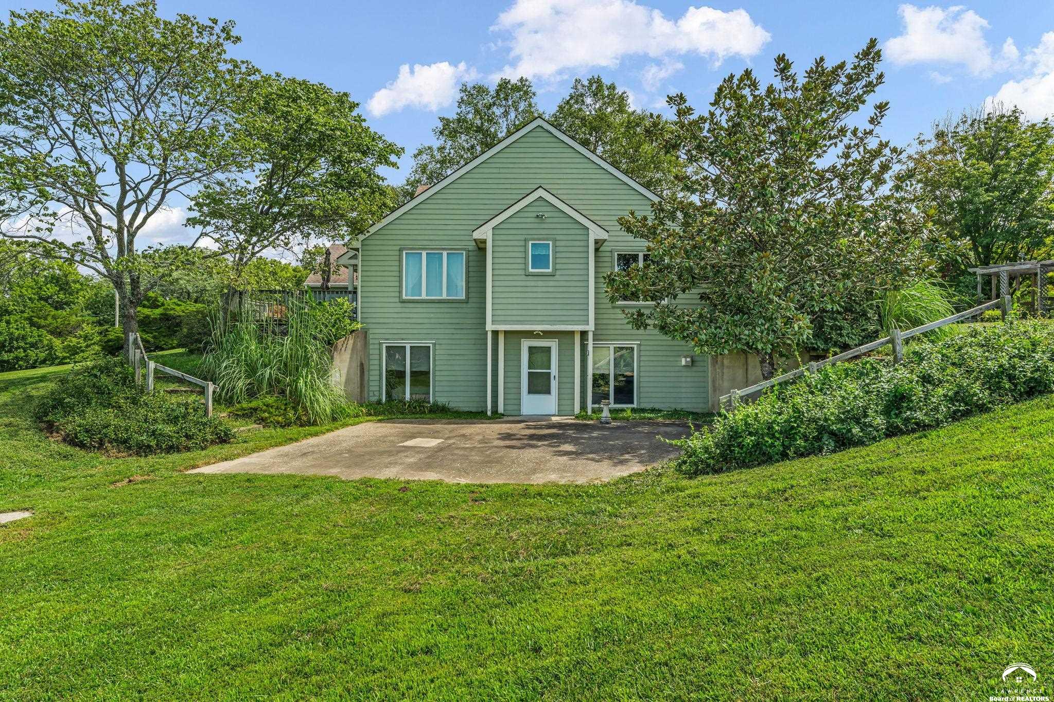 995 East 1549th Road Lawrence, KS 66046 - Photo 63 of 79 Gallery Image 63