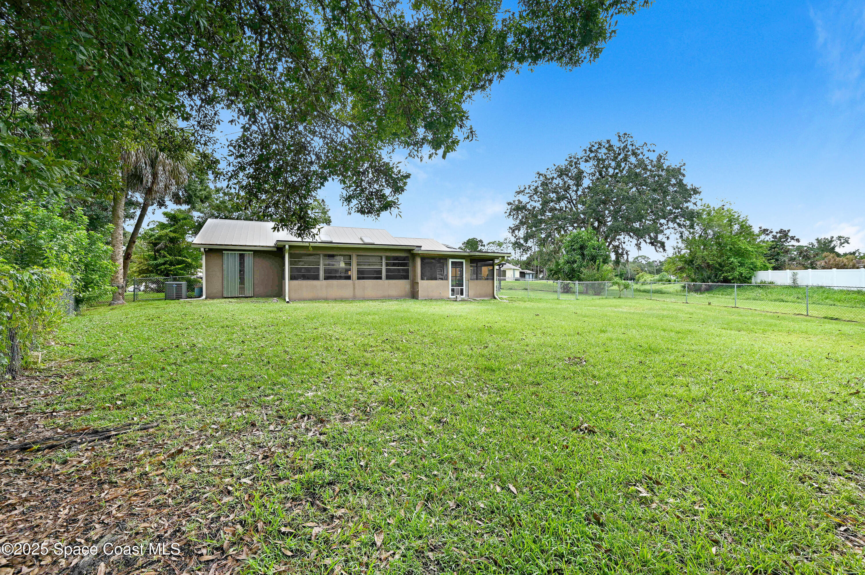 1078 Grapefruit Road Southeast Palm Bay, FL 32909 - Photo 35 of 36 DSC_0774