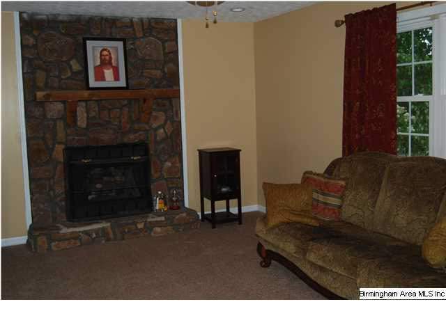 1500 Rockview Circle Weaver, AL 36277 - Photo 4 of 23