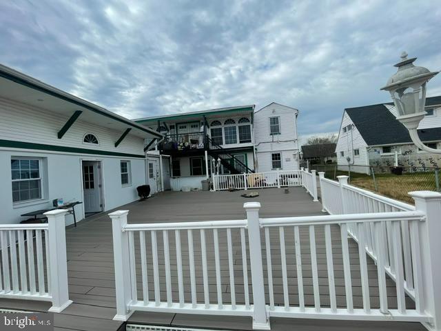 10 Middle Road Levittown, PA 19056 - Photo 22 of 25