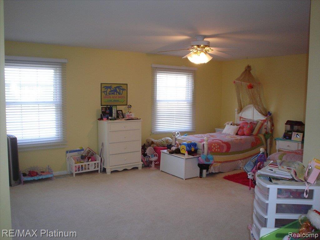 607 Fenton Commons Lane, Unit 7 Fenton, MI 48430 - Photo 6 of 10 DSC07403