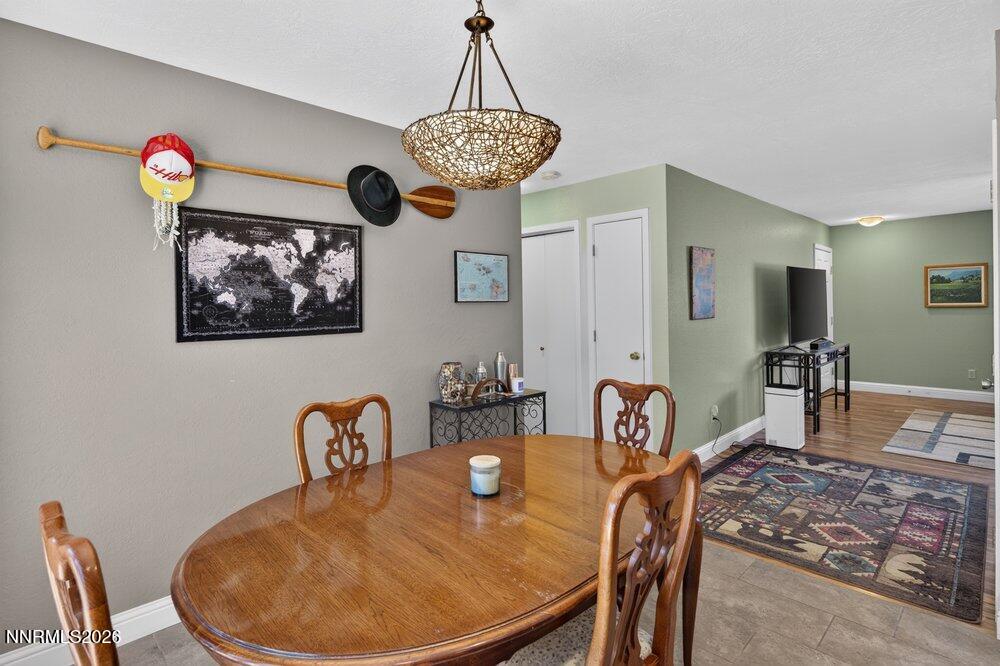 2291 Empire Road Reno, NV 89521 - Photo 10 of 40 dining2