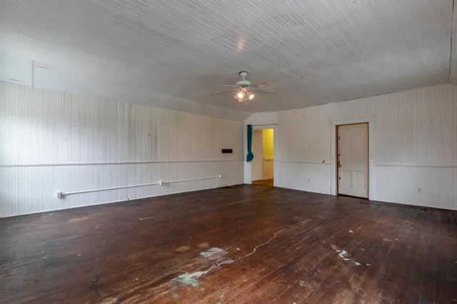 $210,000 | 22485 391st Avenue, Lanesboro, MN 55949