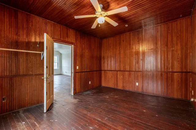 $210,000 | 22485 391st Avenue, Lanesboro, MN 55949