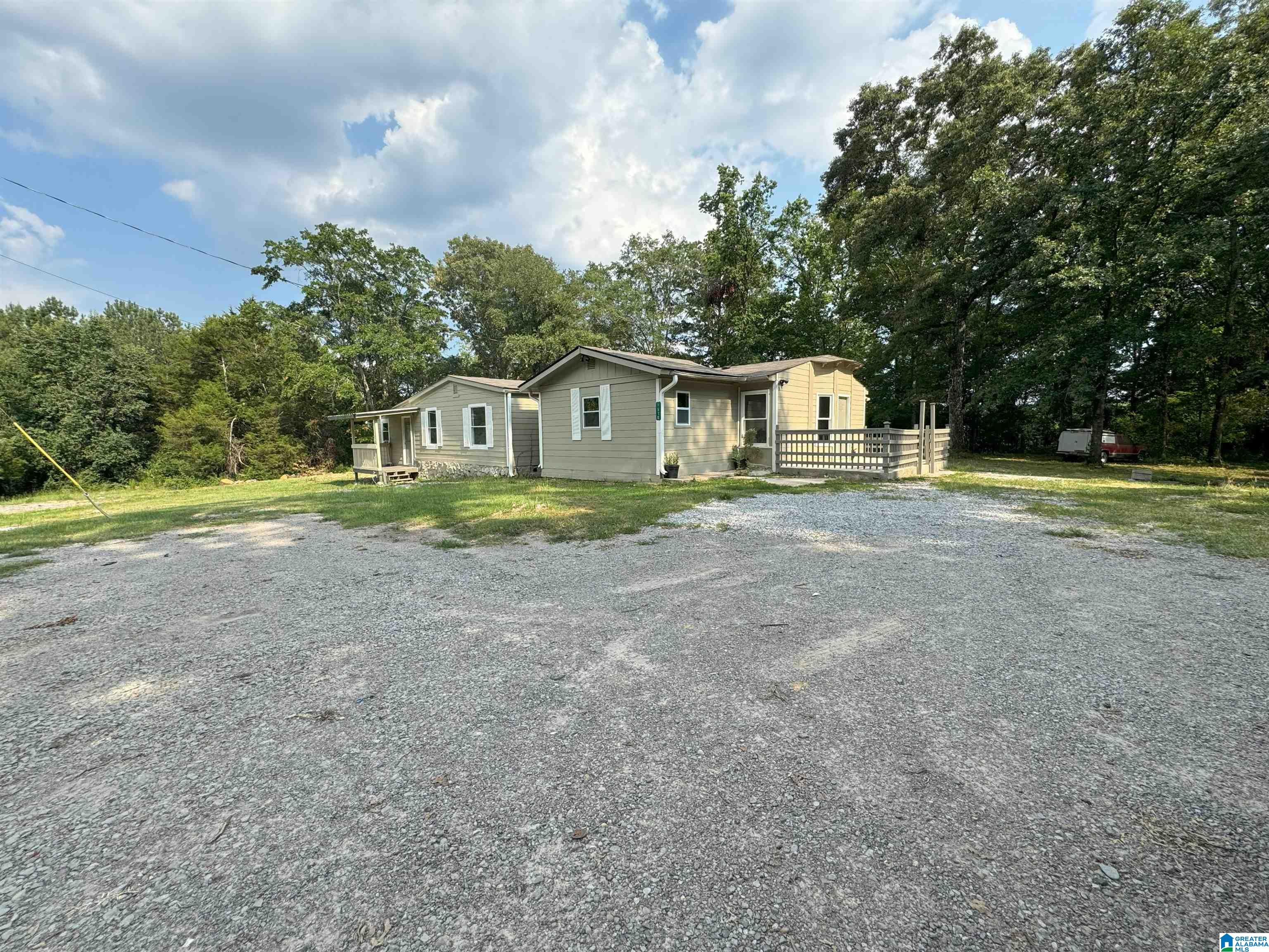 1570 Mission Hills Road Alabaster, AL 35007 - Photo 3 of 37 Gallery Image 3