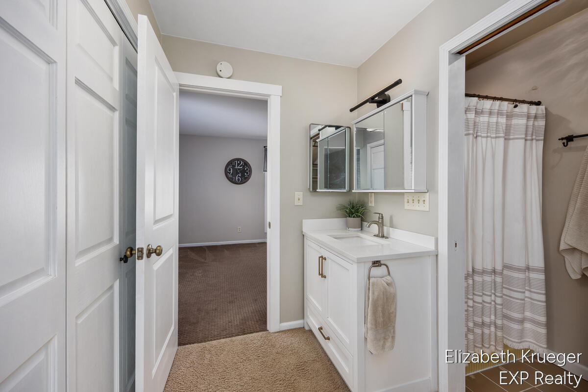 4365 Chappel Street Wayland, MI 49348 - Photo 15 of 34 1644-East-David_014