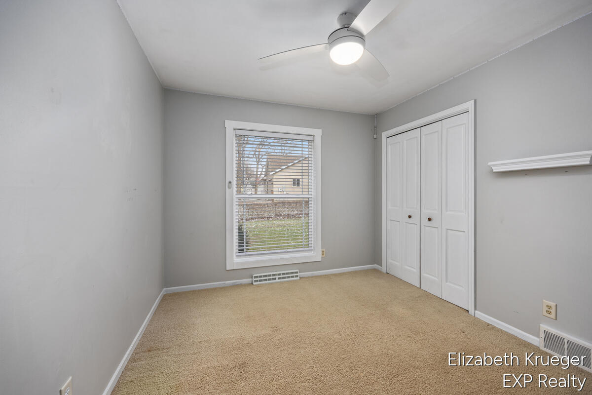 4365 Chappel Street Wayland, MI 49348 - Photo 17 of 34 1644-East-David_016