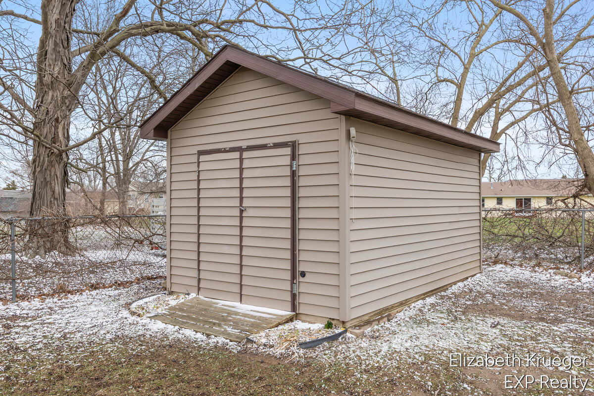 4365 Chappel Street Wayland, MI 49348 - Photo 31 of 34 1644-East-David_030