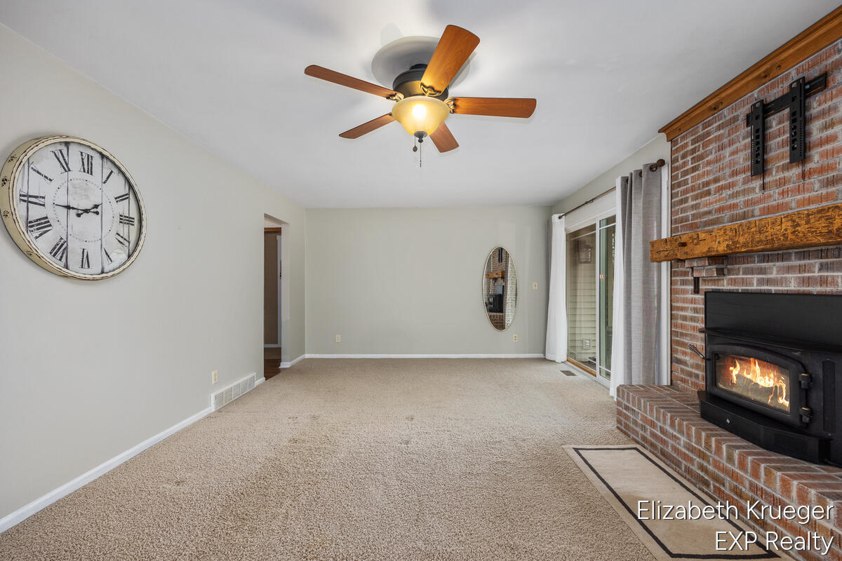 4365 Chappel Street Wayland, MI 49348 - Photo 6 of 34 1644-East-David_005