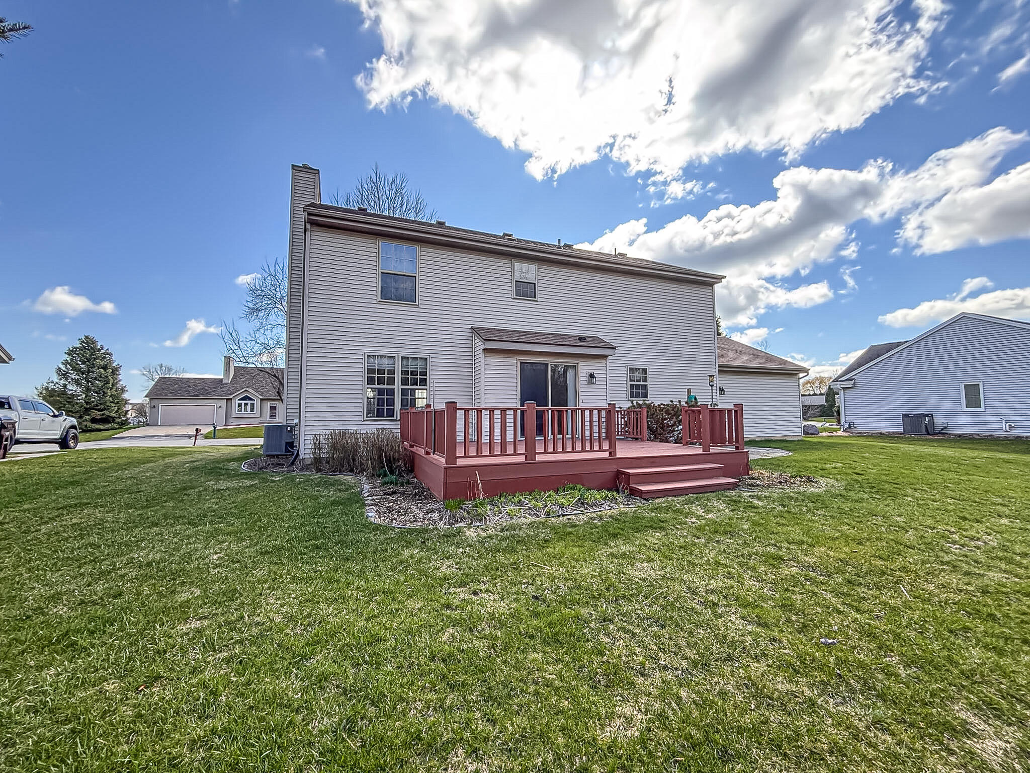 5900 Randal Lane Caledonia, WI 53402 - Photo 36 of 37 Exterior
