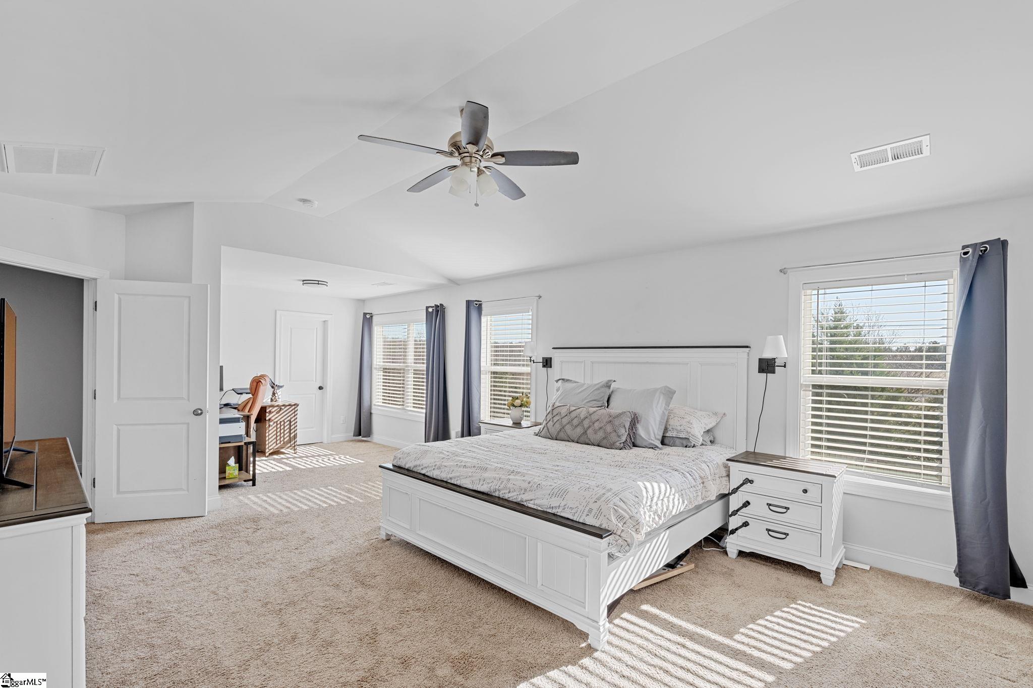 286 Braselton Street Greer, SC 29651 - Photo 2 of 29