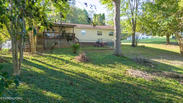 $265,900 | 212 Reba Avenue, Harriman, TN 37748