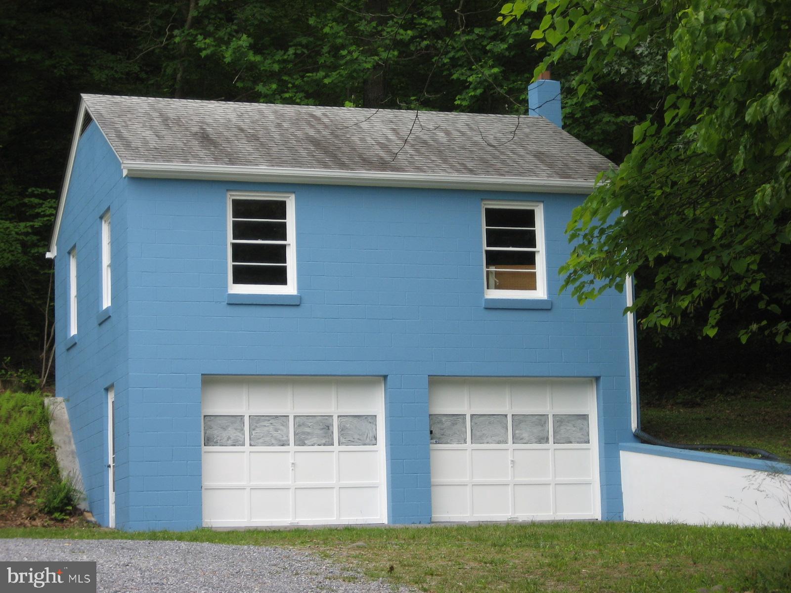 2459 Frogtown Road Bluemont, VA 20135 - Photo 3 of 56 Garage