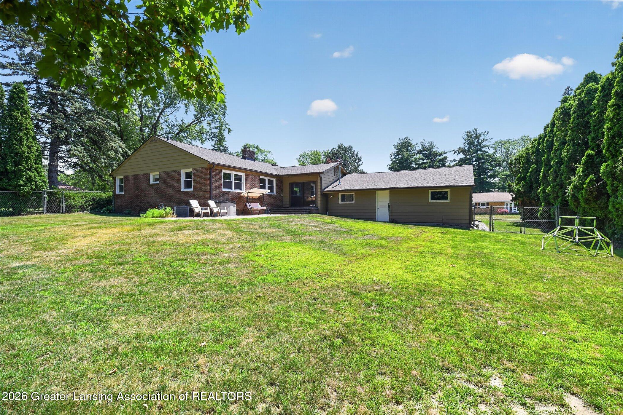 876 Riverside Drive Portland, MI 48875 - Photo 44 of 60 36-876-Riverside-Dr-WindowStill