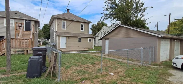 $1,350 | 304 Alabama Street, St. Joseph, MO 64504