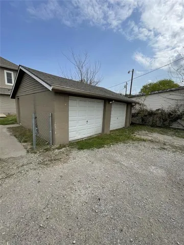 $1,350 | 304 Alabama Street, St. Joseph, MO 64504