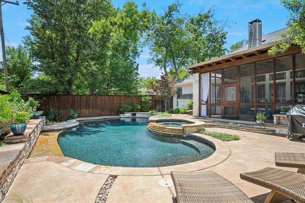 12034 Drujon Lane Dallas, TX 75244 - Photo 31 of 37