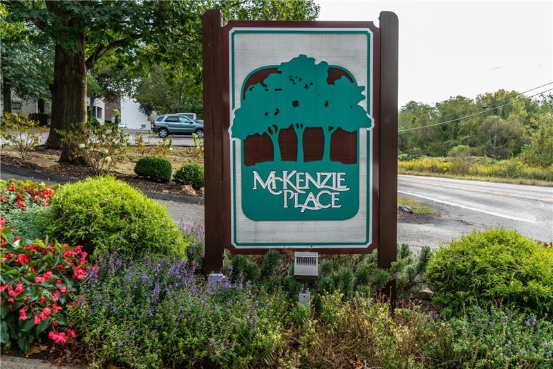 1505 Kenzie Road Pittsburgh, PA 15205 - Photo 2 of 25 Gallery Image 2