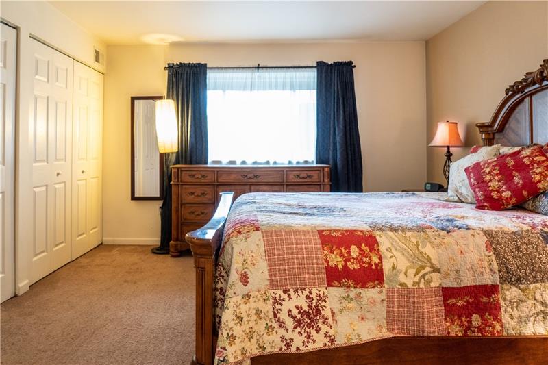 1505 Kenzie Road Pittsburgh, PA 15205 - Photo 14 of 25 Gallery Image 14