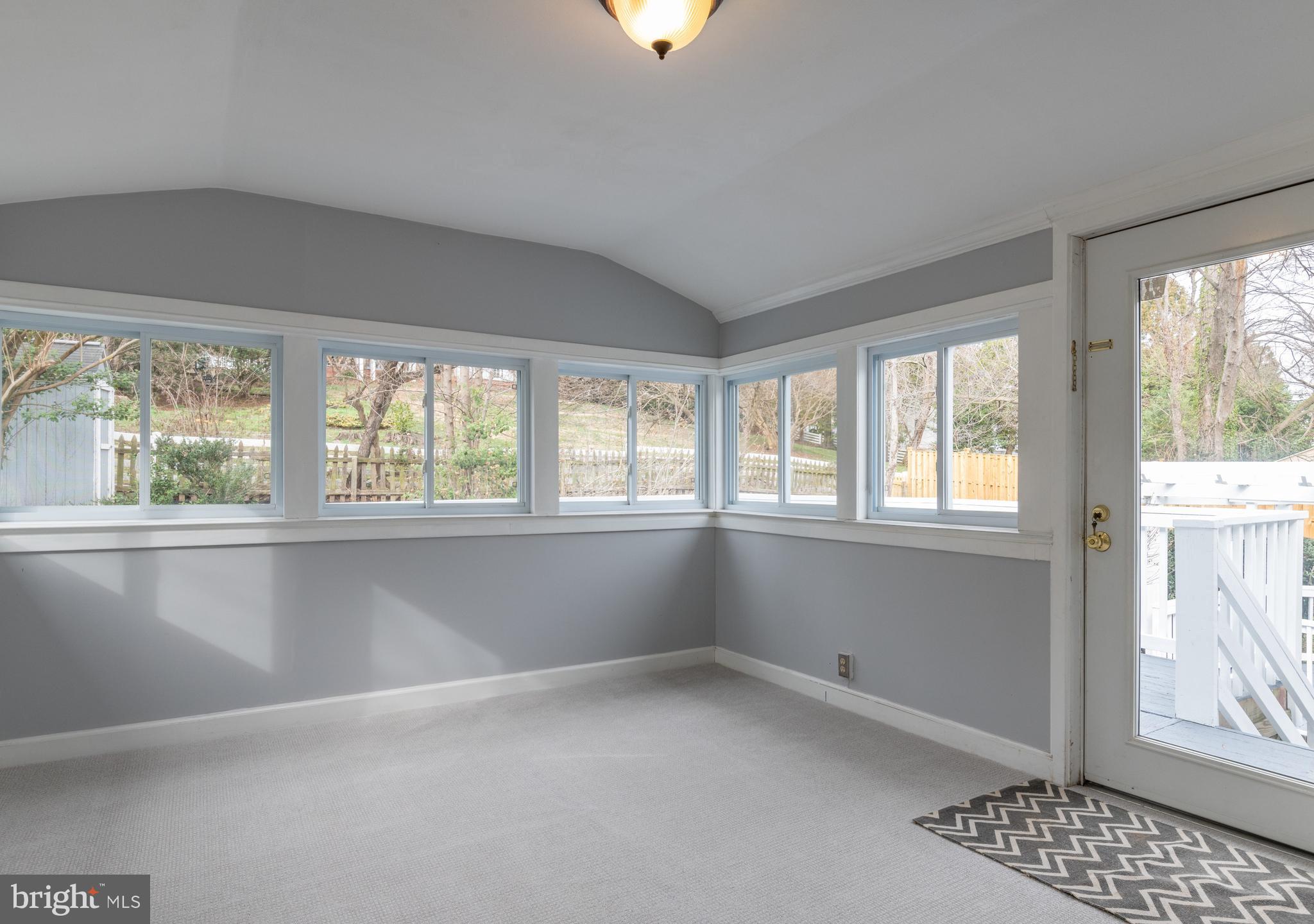 6026 Fort Hunt Road Alexandria, VA 22307 - Photo 18 of 49 Gallery Image 18