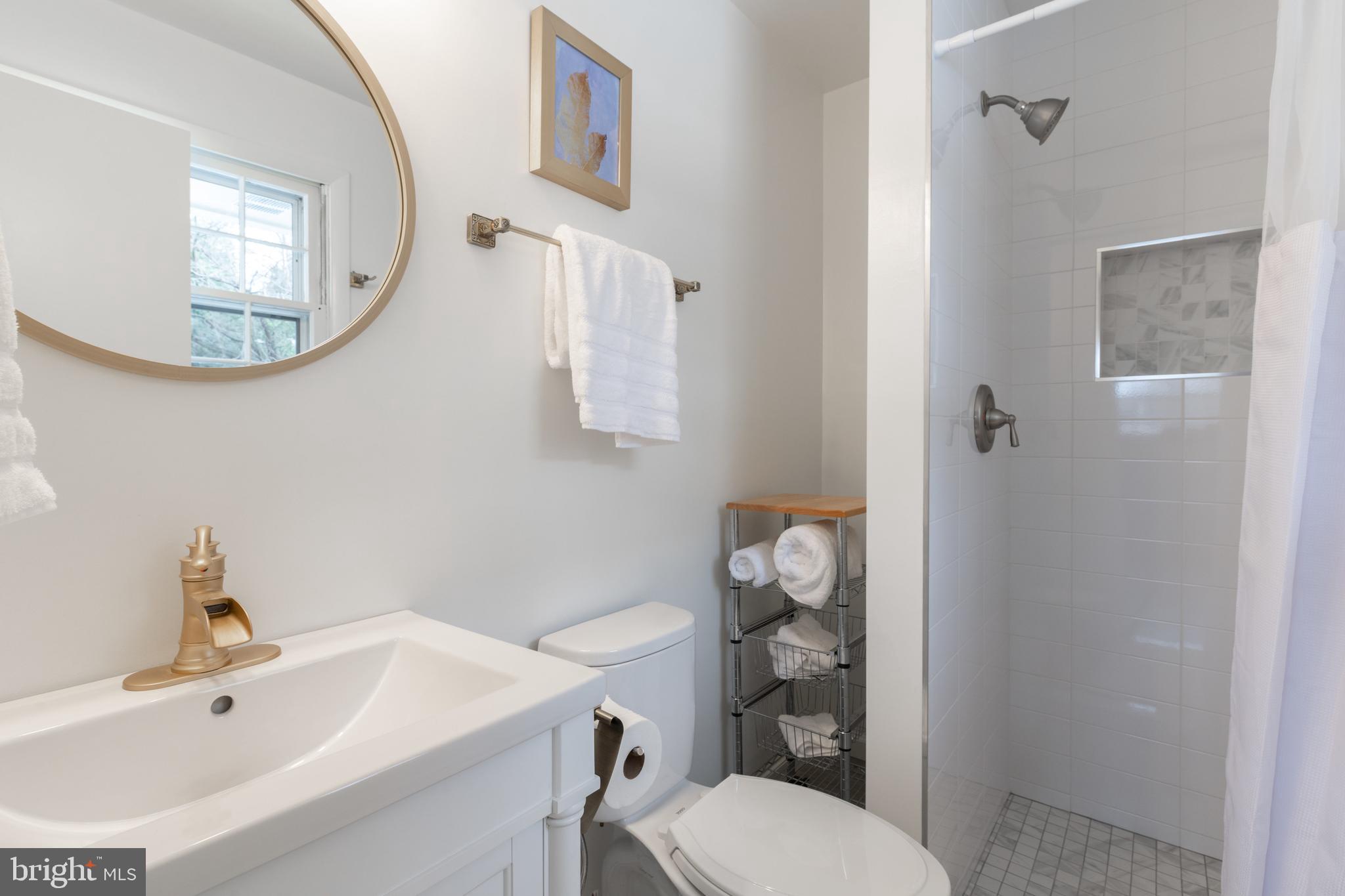 6026 Fort Hunt Road Alexandria, VA 22307 - Photo 29 of 49 Gallery Image 29