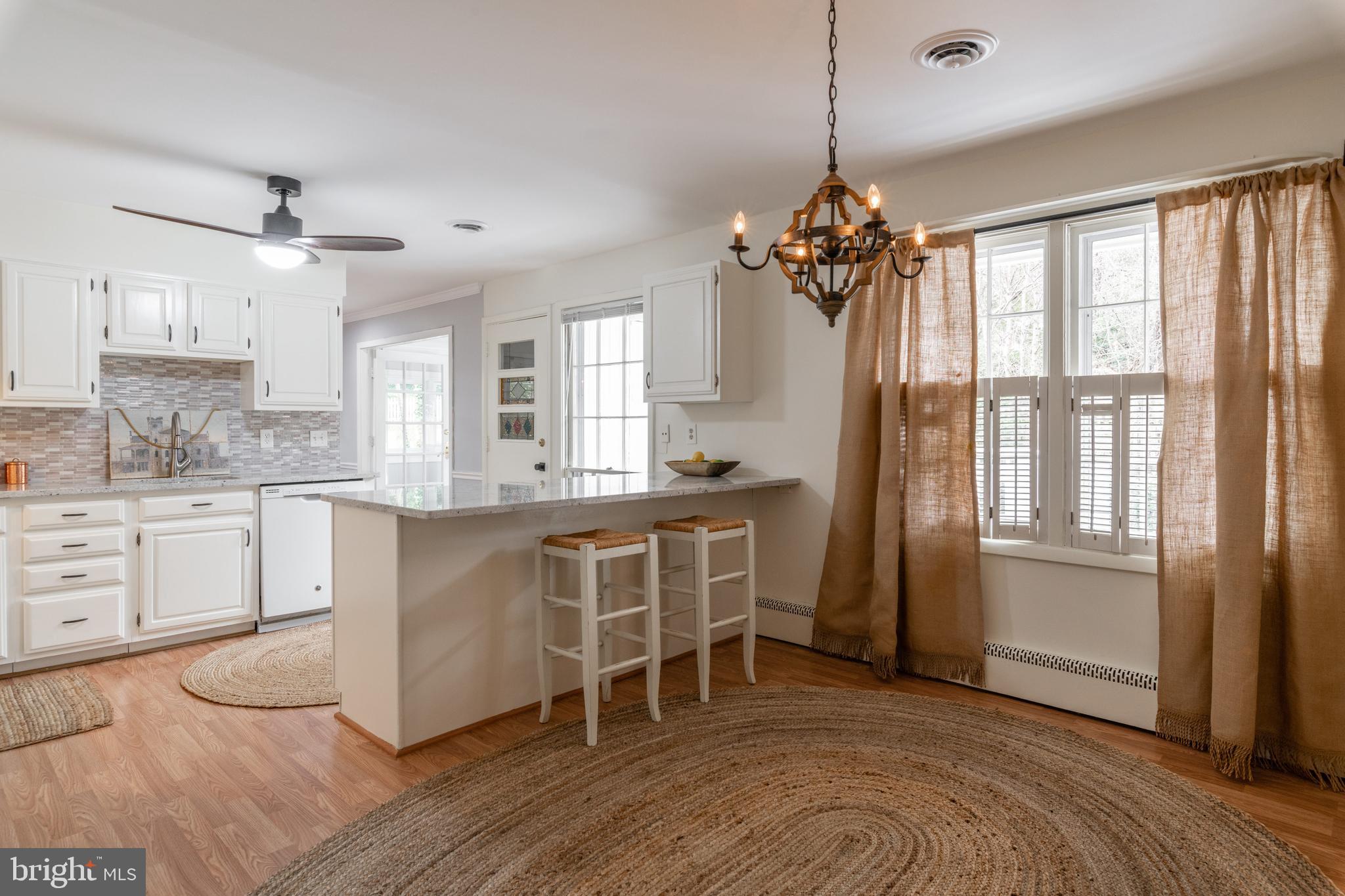 6026 Fort Hunt Road Alexandria, VA 22307 - Photo 4 of 49 Gallery Image 4