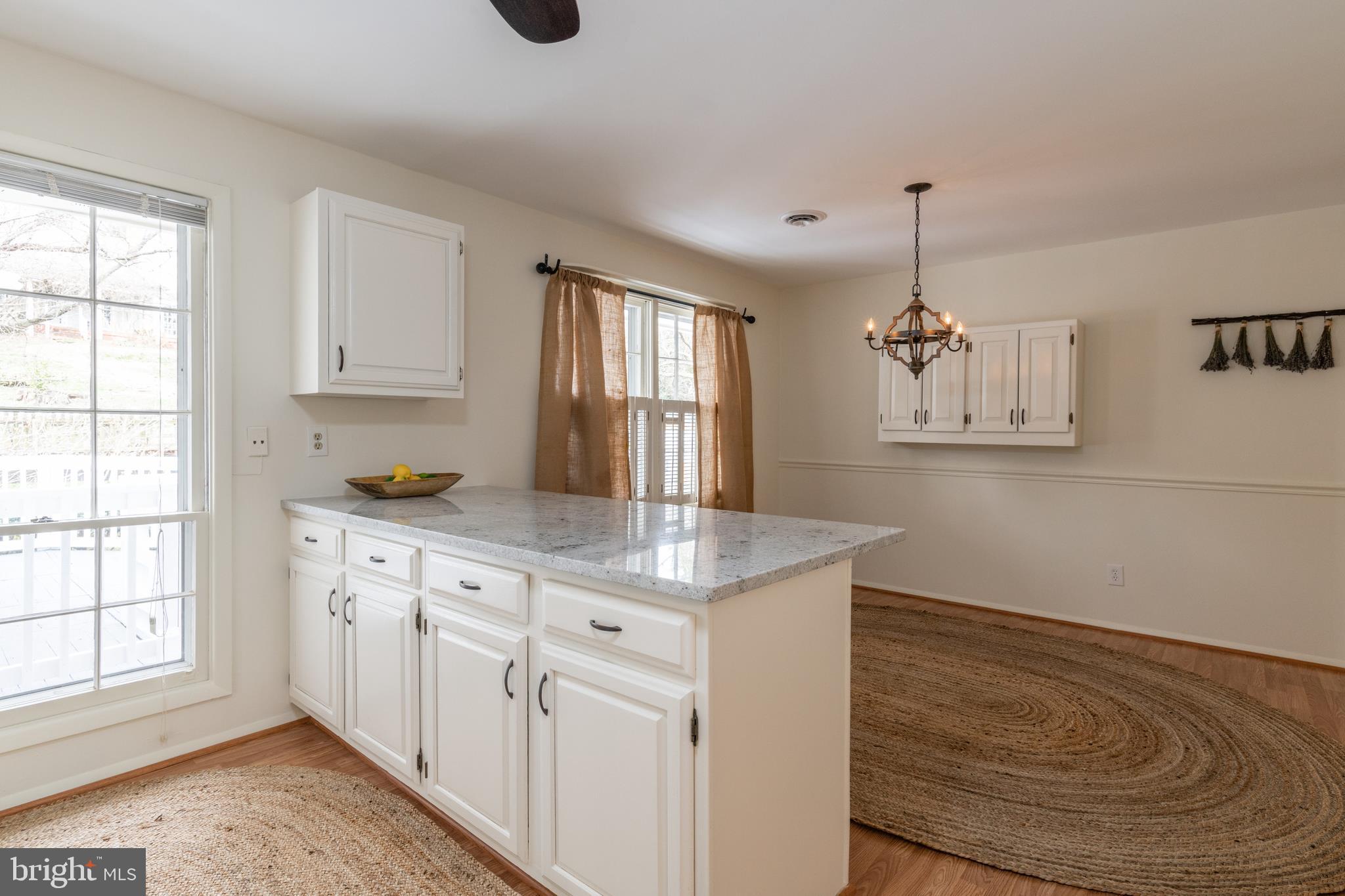 6026 Fort Hunt Road Alexandria, VA 22307 - Photo 9 of 49 Gallery Image 9