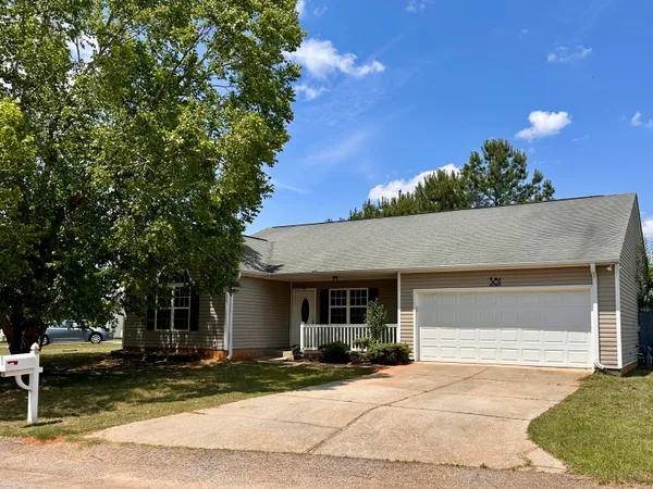 $290,000 | 381 Beryl Drive, Aiken, SC 29803