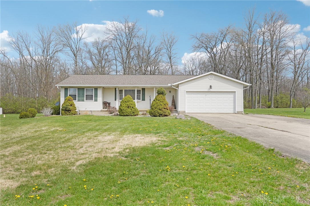 203 North Bickett Road Xenia, OH 45385 - Photo 1 of 68