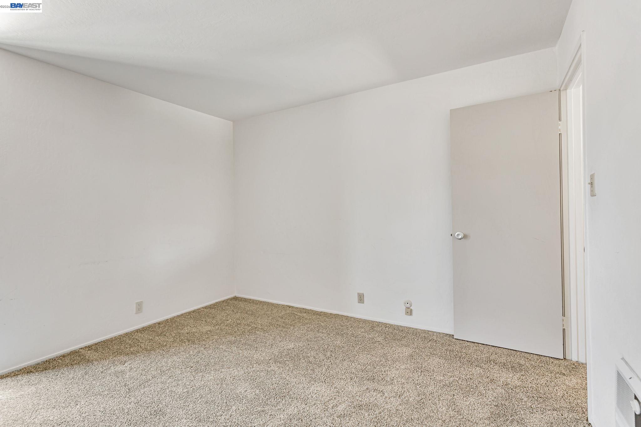 8975 Alcosta Boulevard, Unit 104 San Ramon, CA 94583 - Photo 24 of 34