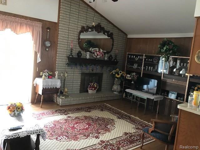 37249 Hacker Drive Sterling Heights, MI 48310 - Photo 33 of 34 IMG_3968.JPG