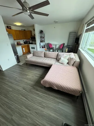 $2,890 | 103 Horizon Court, Unit B | Harding Park