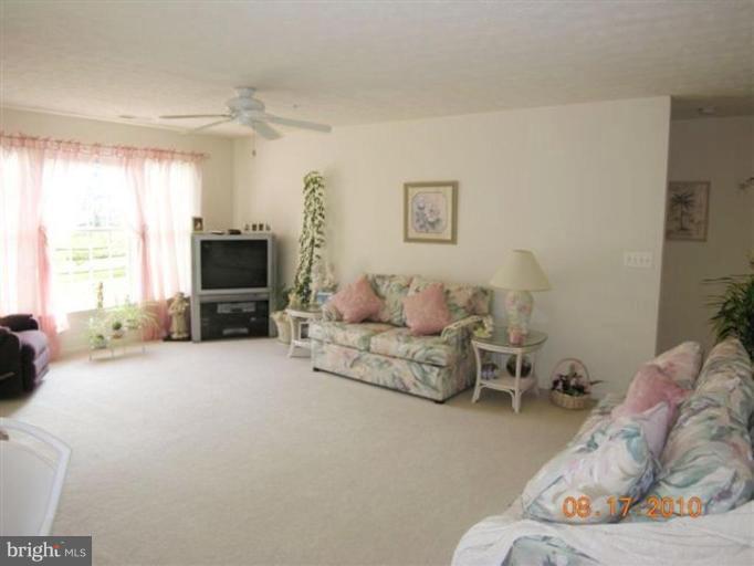 9601 Haven Farm Road, Unit 9601B Perry Hall, MD 21128 - Photo 3 of 15 Living Room #2