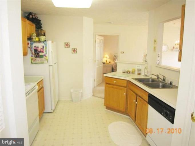 9601 Haven Farm Road, Unit 9601B Perry Hall, MD 21128 - Photo 8 of 15 Kitchen #2