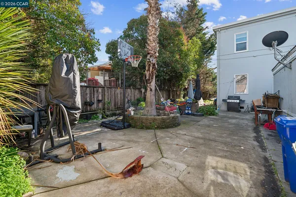 $995,000 | 1401 Bissell Avenue, Richmond, CA 94801