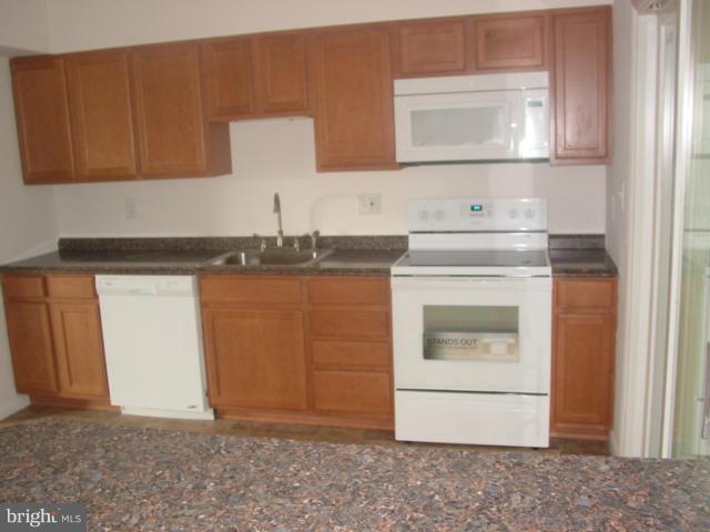 804 Uniontown Road Westminster, MD 21158 - Photo 3 of 16 Kitchen