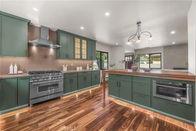 $1,149,000 | 1710 North Oxford Avenue, Pasadena, CA 91104