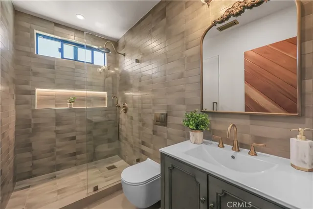 $1,149,000 | 1710 North Oxford Avenue, Pasadena, CA 91104